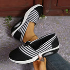 🔥 Daily Deal 50% Off - Women's Comfortable Striped Slip-On Sneakers